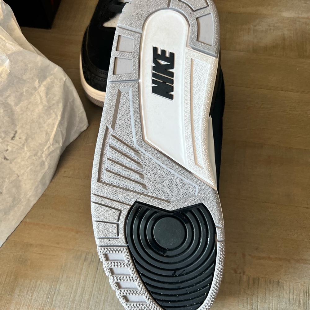 Air Jordan 3 Retro TH - Picture 7 of 9